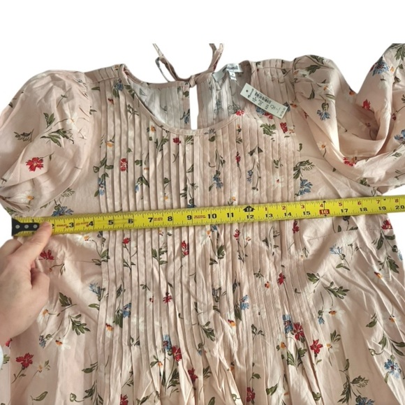 Madewell Pintuck Puff-Sleeve Mini Dress in Seaside Floral - Picture 14 of 15